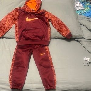 Nike 2 piece outfit toddler